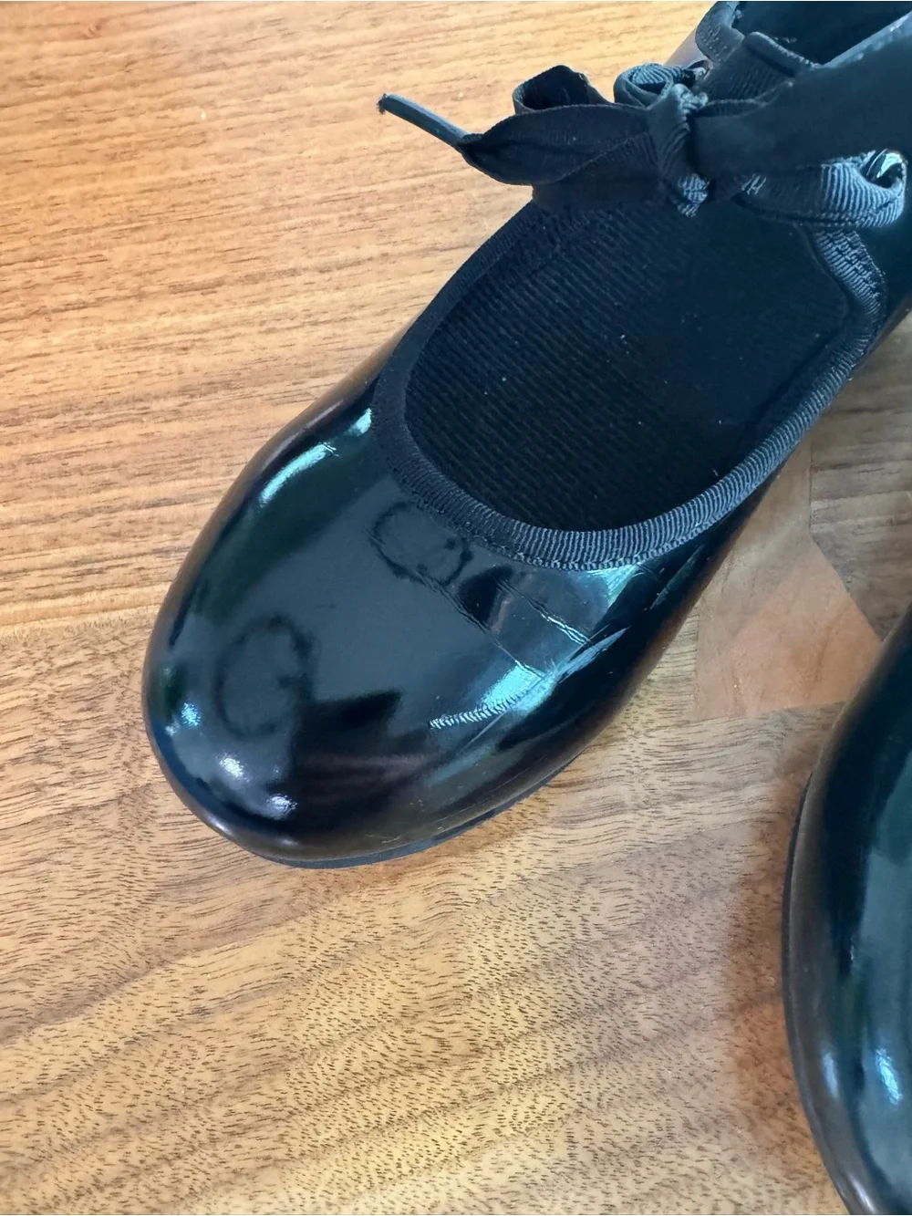 EUC Balera Kids Black Patent Lace Up Tap Dance Shoes Size 2A